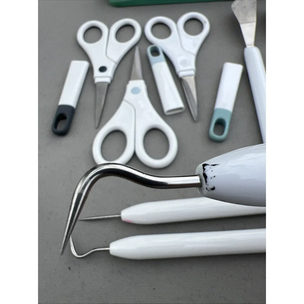 Cricut Vinyl Craft Tools Lot Caddy Weeding Tools Spatula Scraper Scissor Tweezer